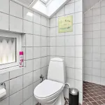 Three-Bedroom Holiday home in Væggerløse 25 * Bøtø By