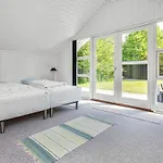 Three-Bedroom Holiday home in Væggerløse 25 Vakantiehuis